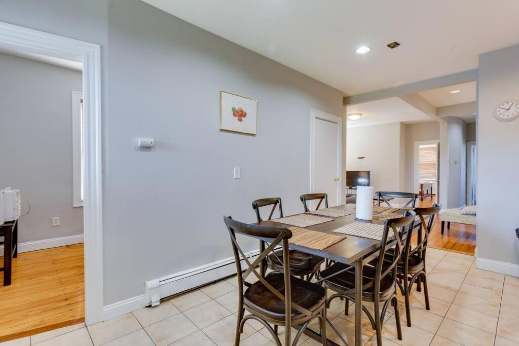 New! Boston Condo Near Mbta, 3Mi To Fenway ! Экстерьер фото