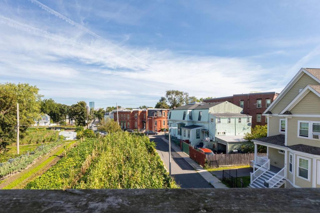 New! Boston Condo Near Mbta, 3Mi To Fenway ! Экстерьер фото